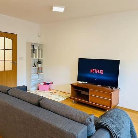 Family-Friendly Prague 5 Stay Exterior foto